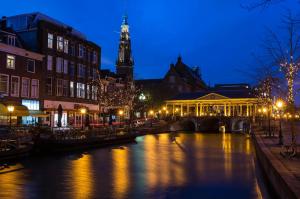 Stad - Nieuwe Rijn, Leiden